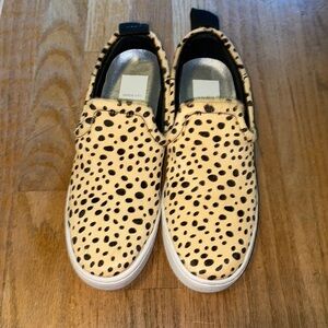 Dolce vita slip on cheetah shoes